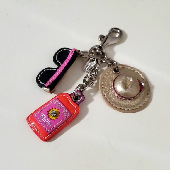 RARE COACH KEYCHAIN CHARM - Picture 3 of 7